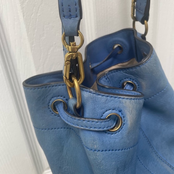 Tory Burch peacock blue leather bucket bag - Picture 2 of 7